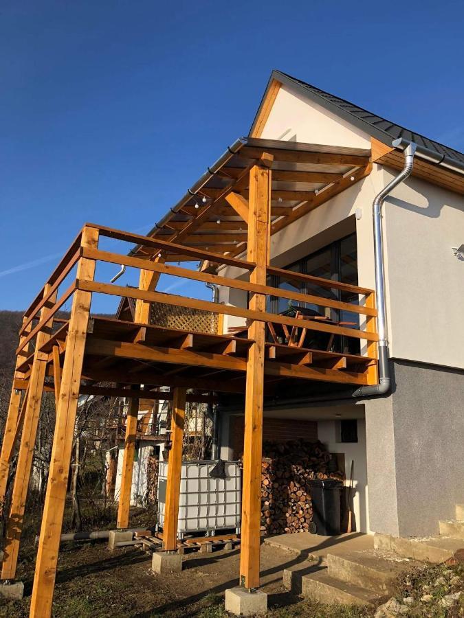 Eged Lodge Eger Ngoại thất bức ảnh