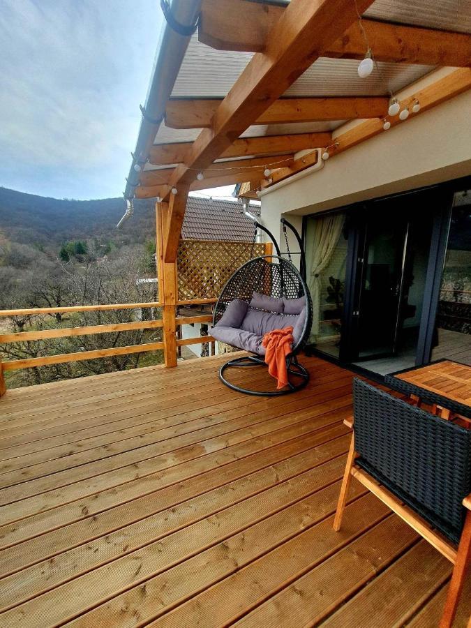 Eged Lodge Eger Ngoại thất bức ảnh